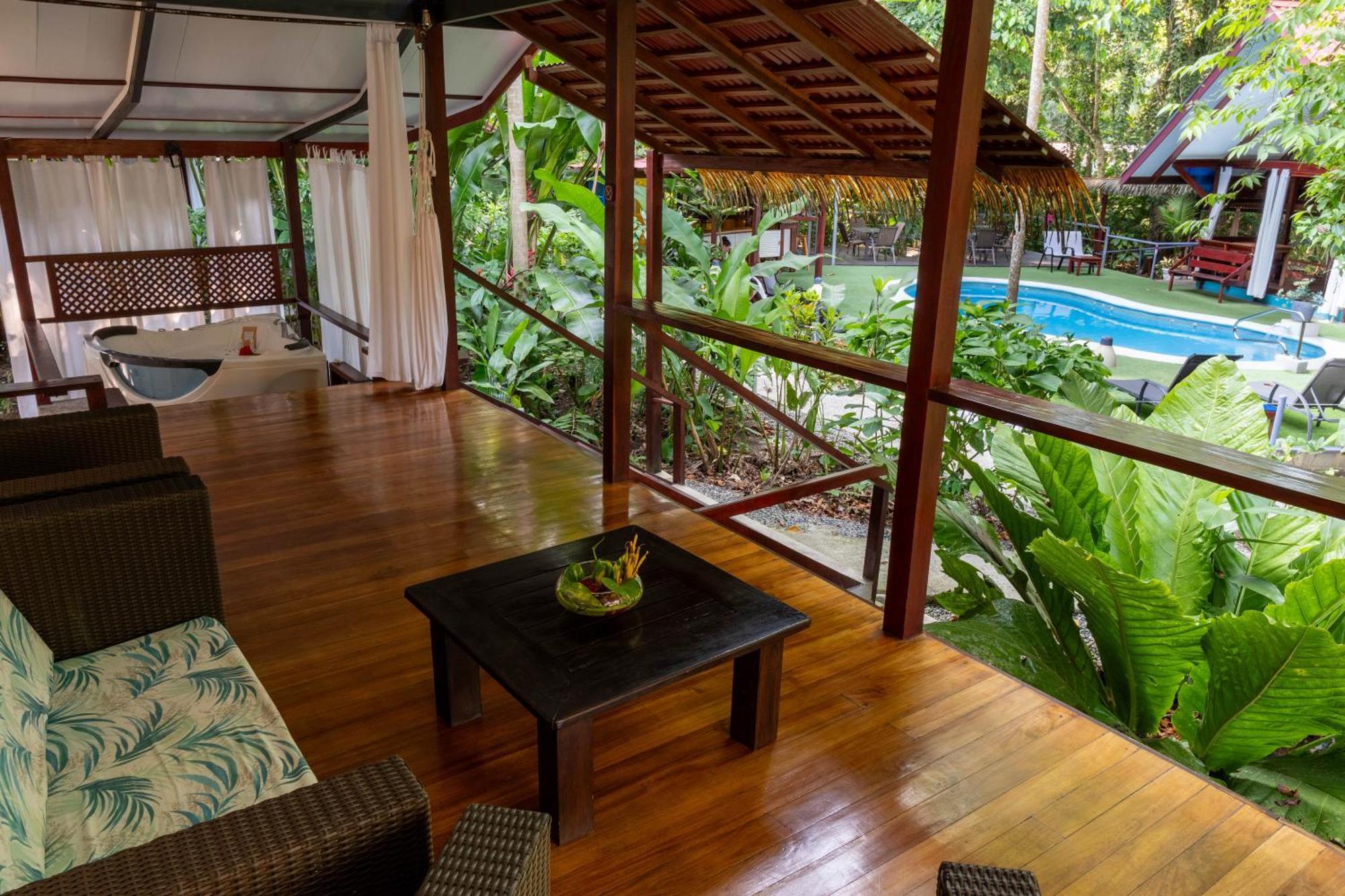 Namuwoki Lodge Puerto Viejo de Talamanca Eksteriør billede